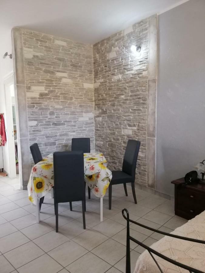 Ortensia Apartment San Vito  Luaran gambar